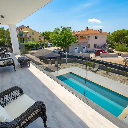 度假居 Palma - Krk148 By Interhome